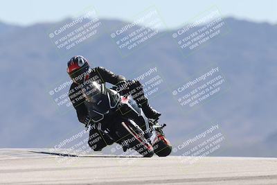 media/Oct-13-2025-Moto Forza (Mon) [[a66d839500]]/3-B Group/Session 4 (Turn 9)/